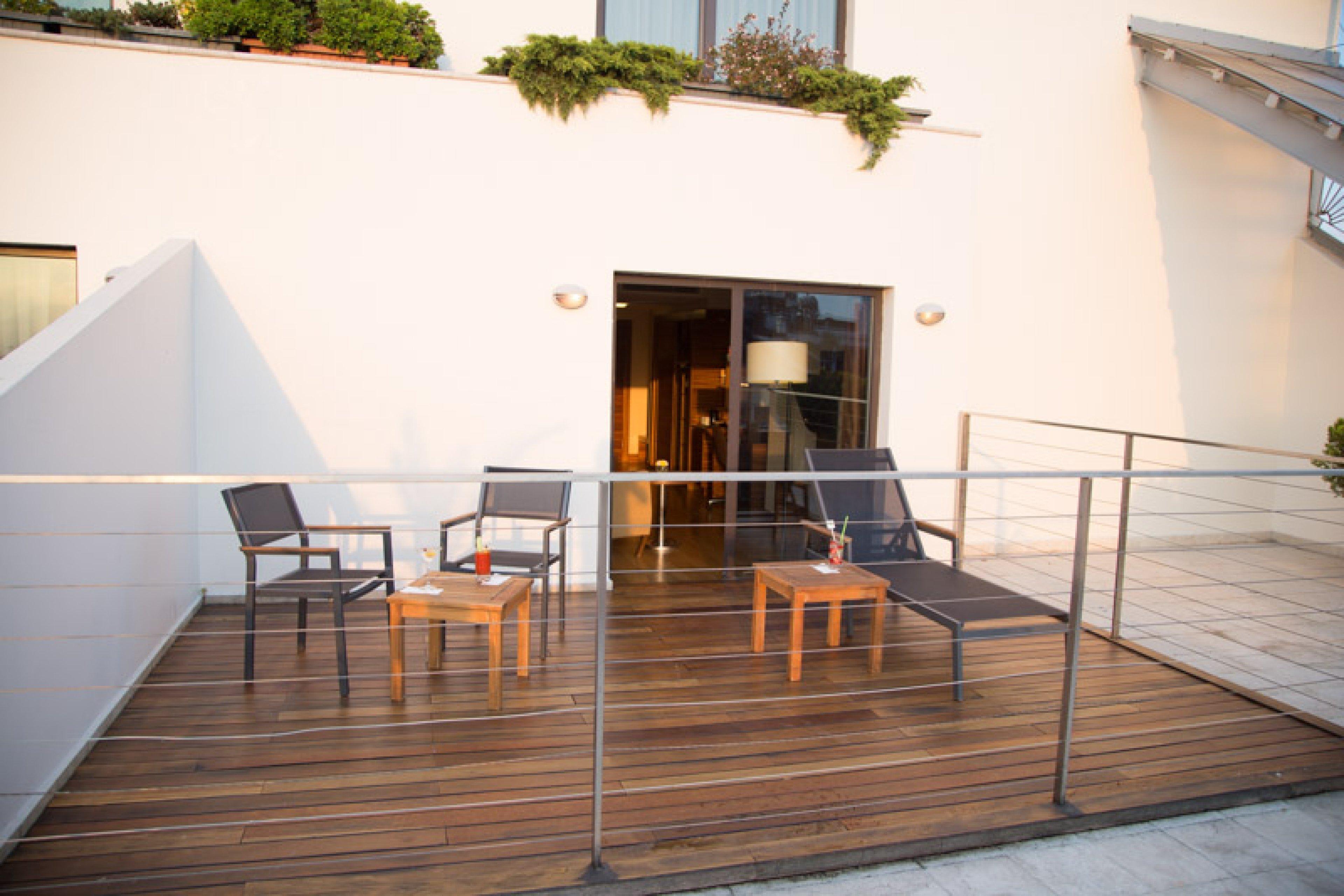 Holiday Inn Sisli By Ihg Estambul Exterior foto