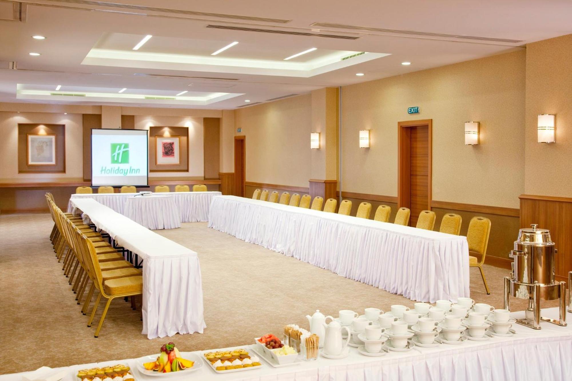 Holiday Inn Sisli By Ihg Estambul Exterior foto
