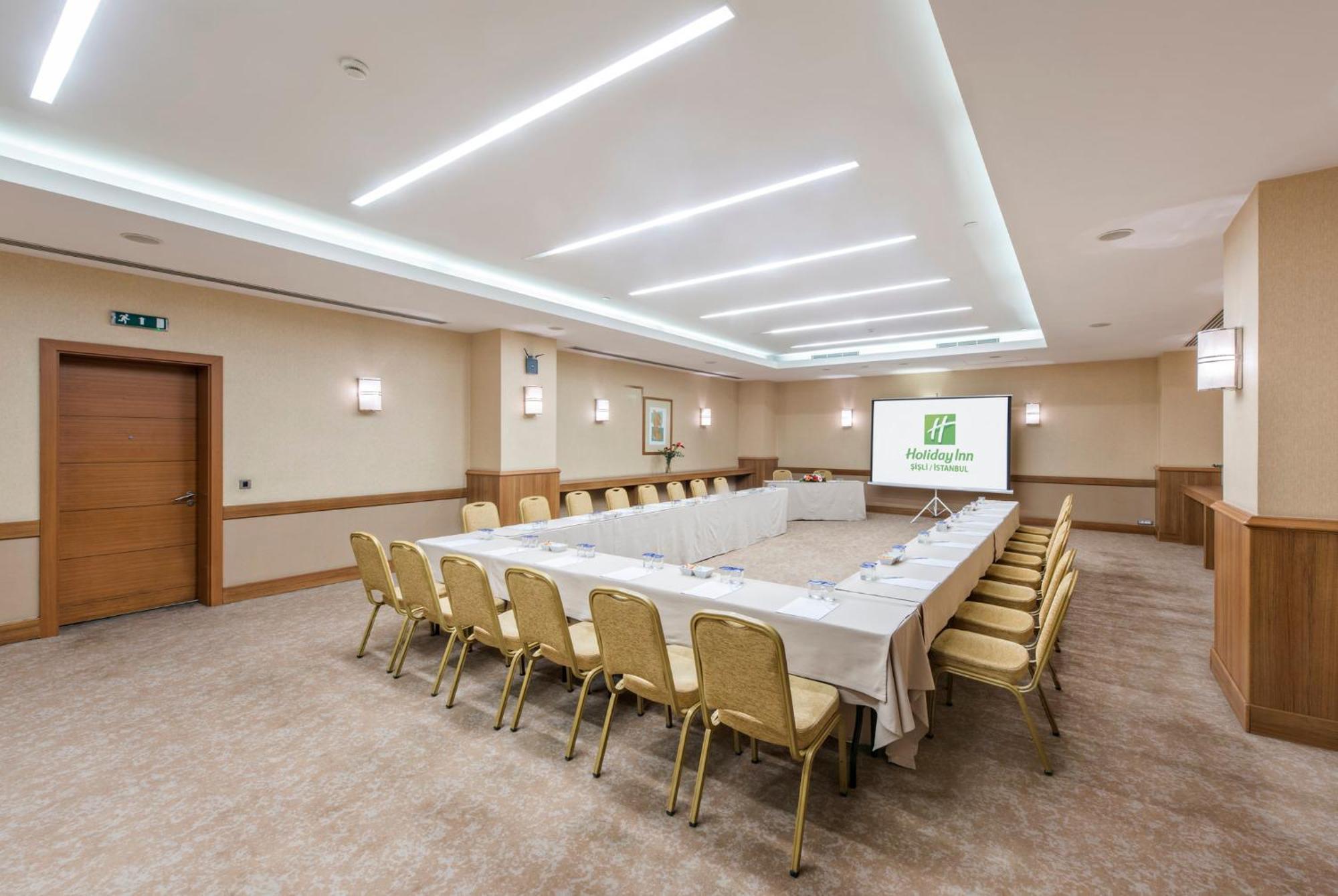Holiday Inn Sisli By Ihg Estambul Exterior foto